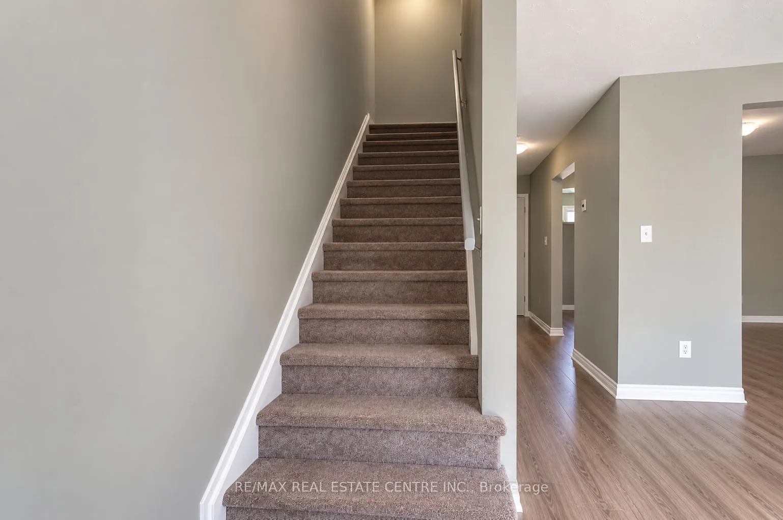 27 Woodman Drive N #4