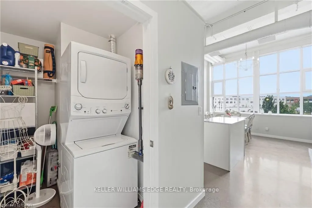 410 King Street W #307