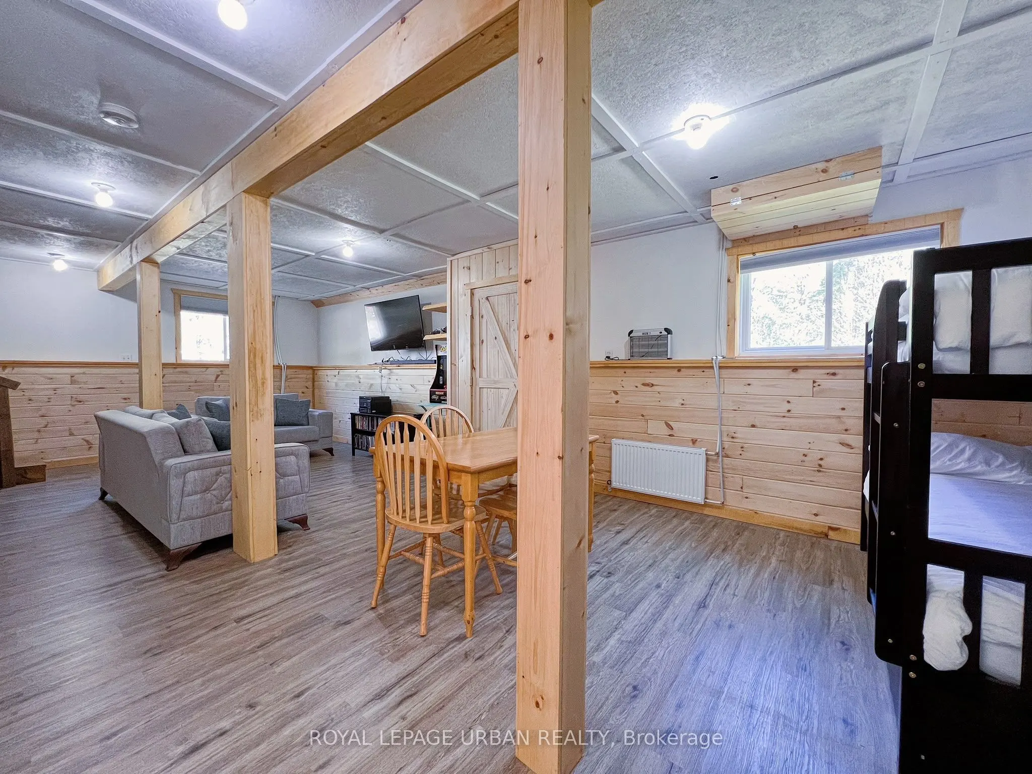 606 Rye Road