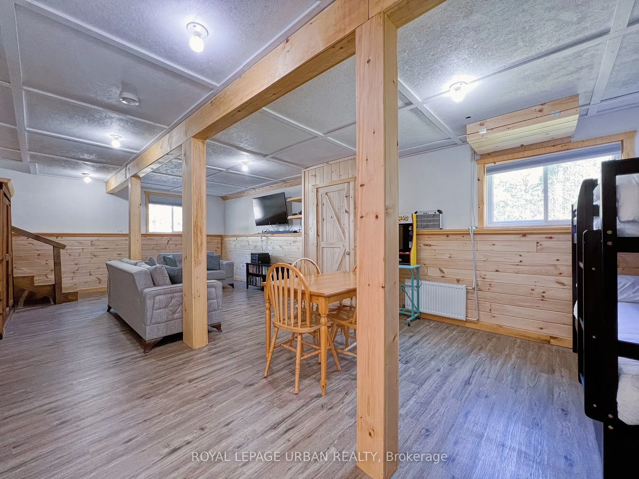 606 Rye Road