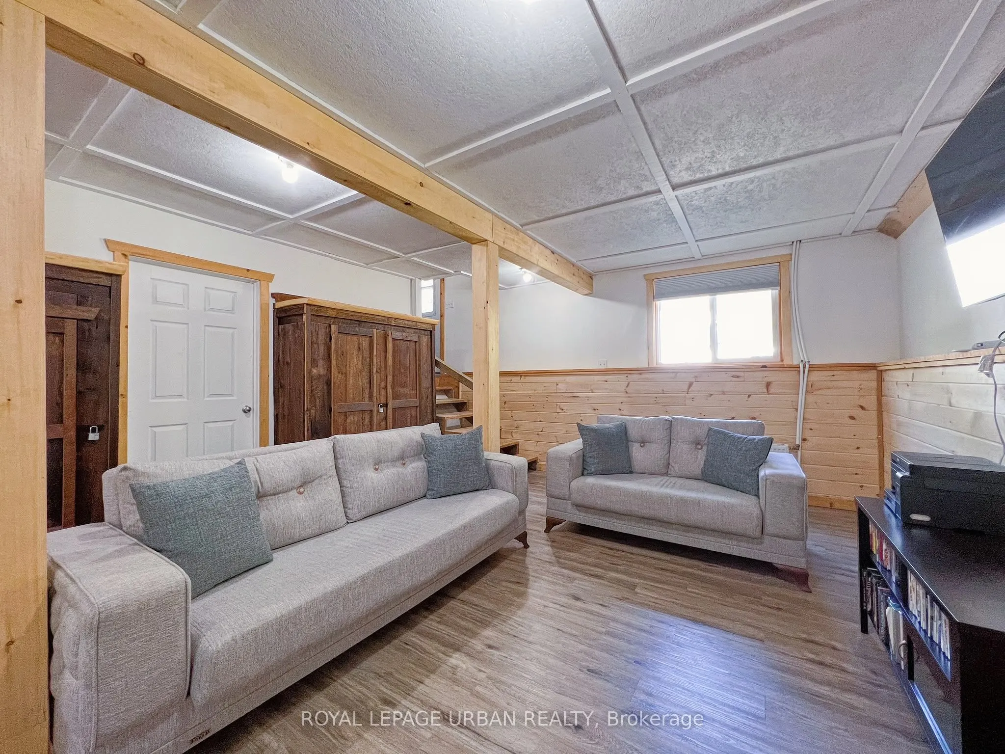 606 Rye Road