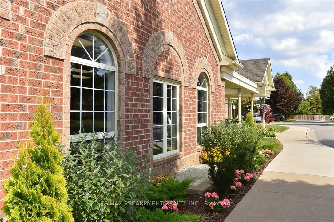 87 Jenifer Drive #17