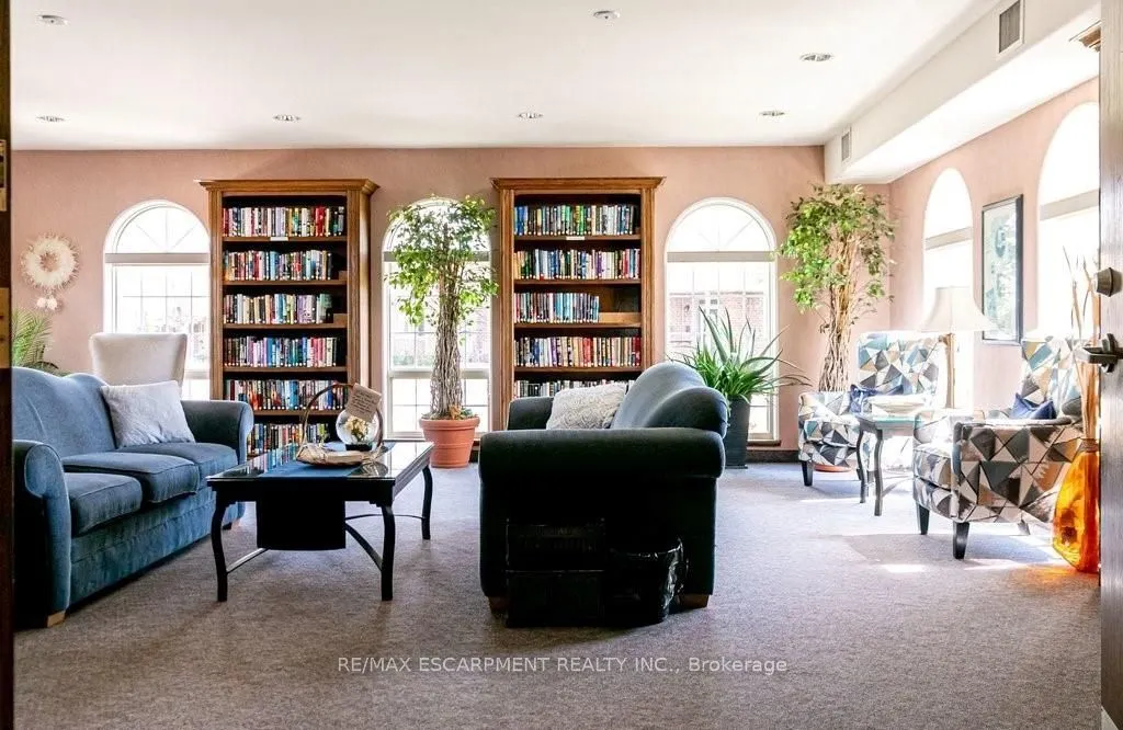 87 Jenifer Drive #17