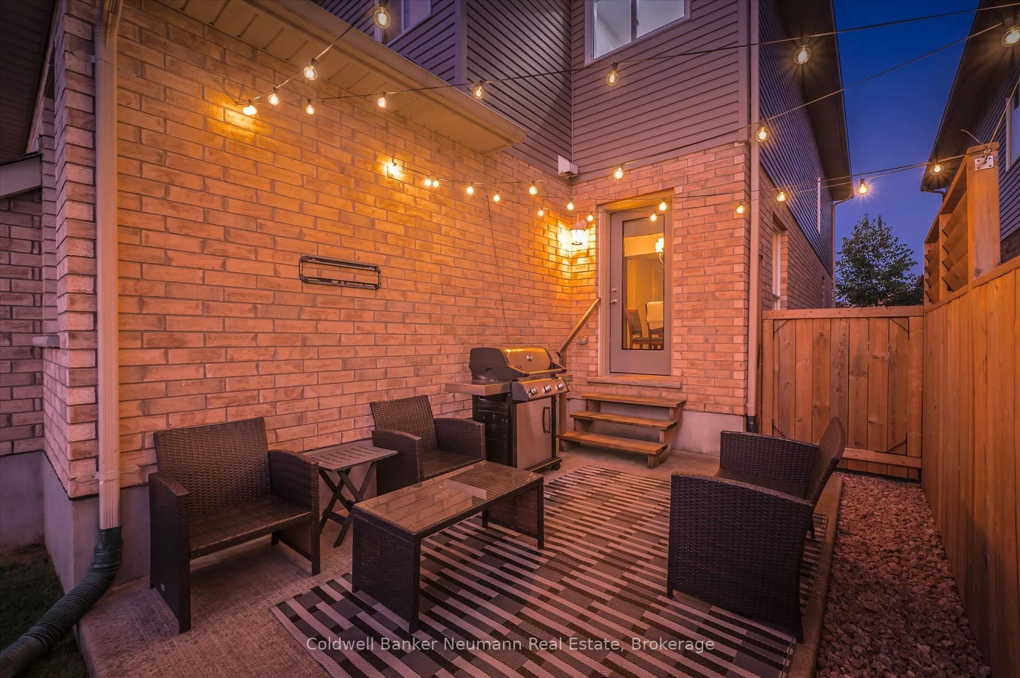 112 Dawes Avenue