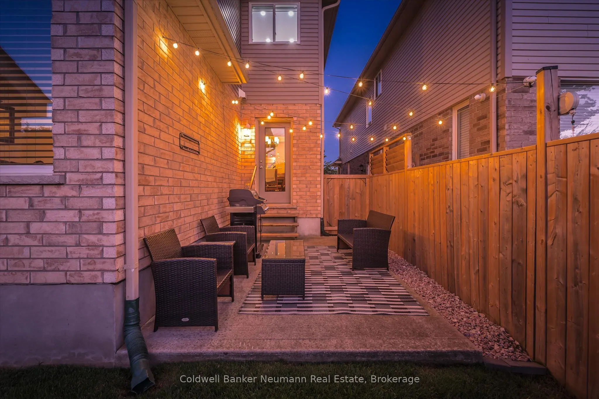112 Dawes Avenue