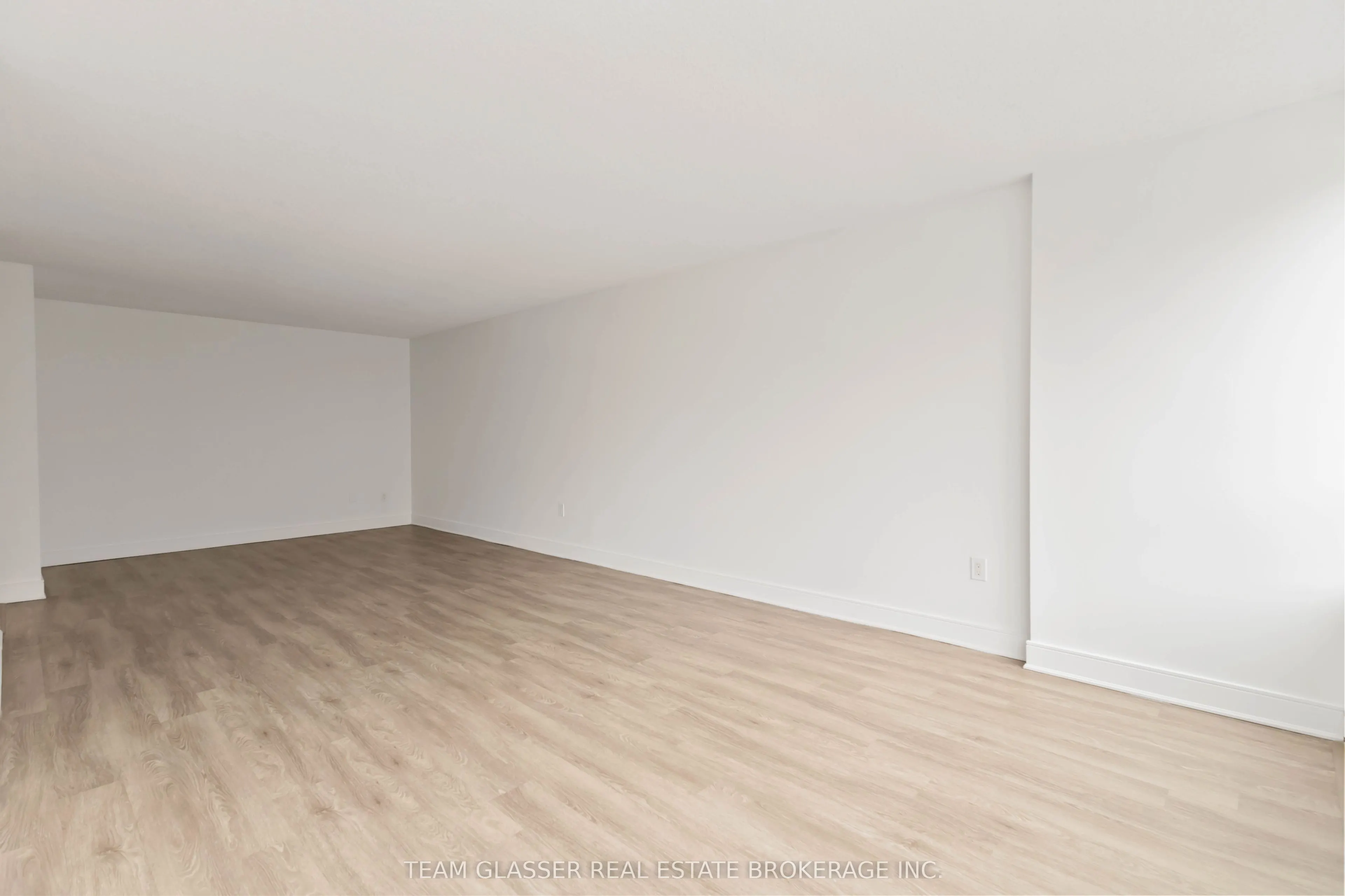 500 Proudfoot Lane #104
