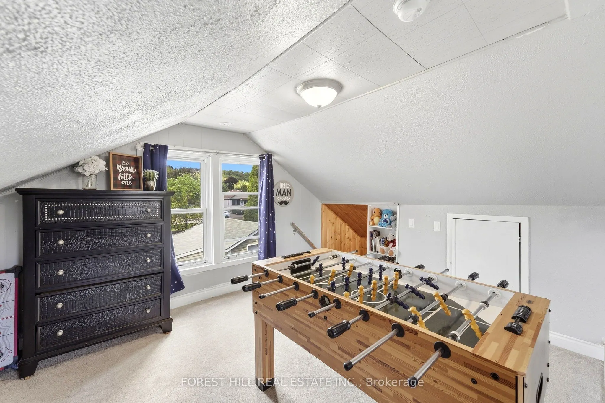 662 Cochrane Road