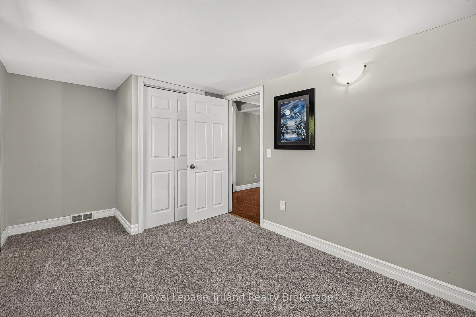 173 Washington Street W