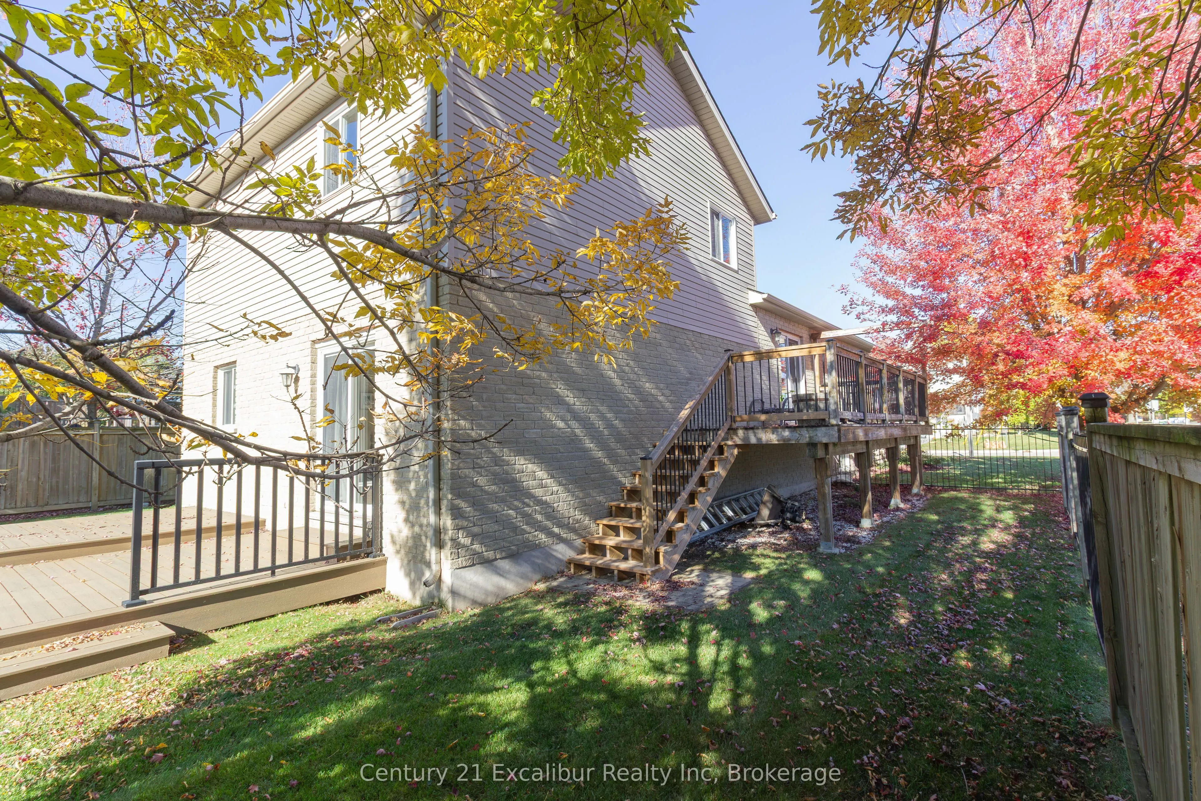 900 Gzowski Street