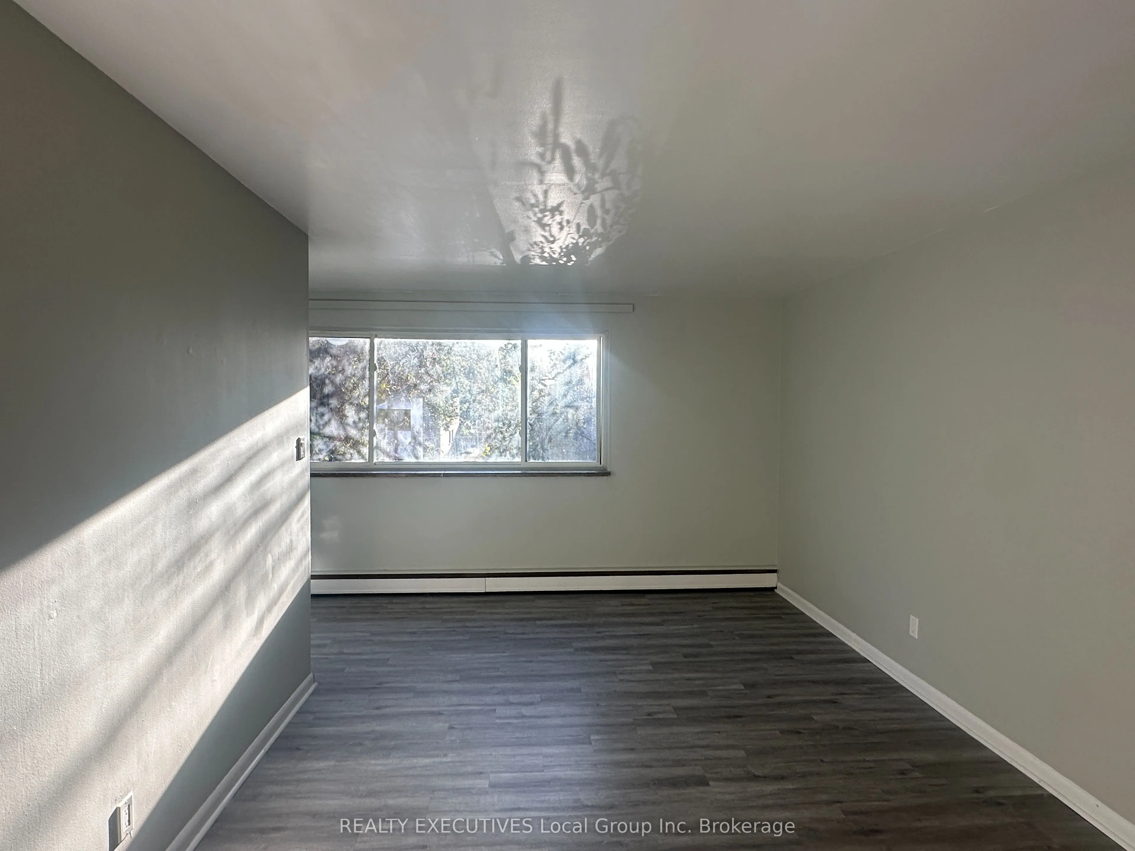 14 Milford Crescent