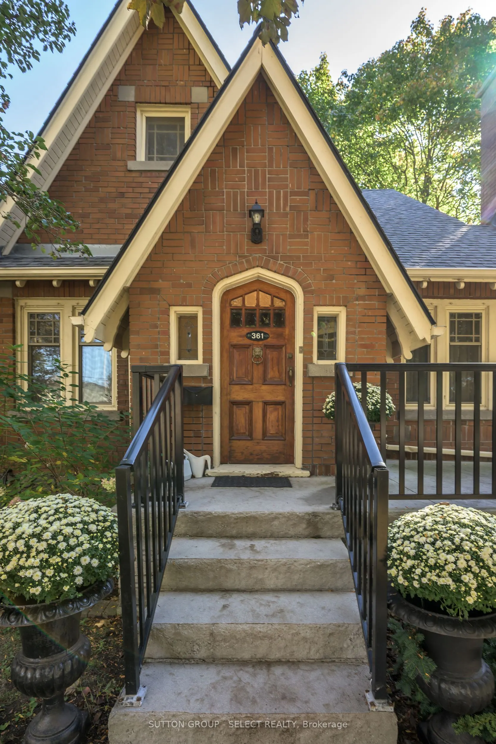 361 Cheapside Street