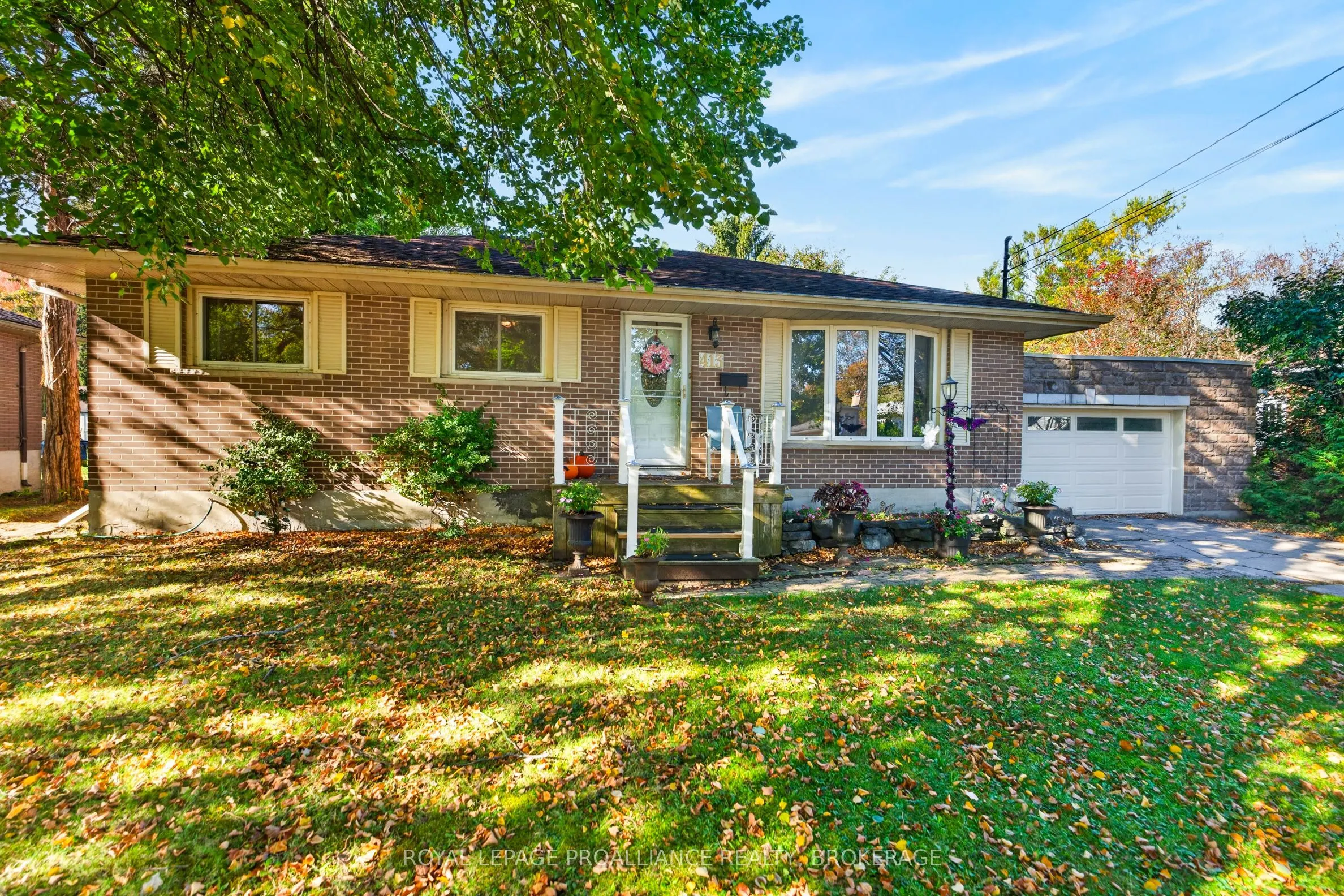 413 Maple Ridge Drive