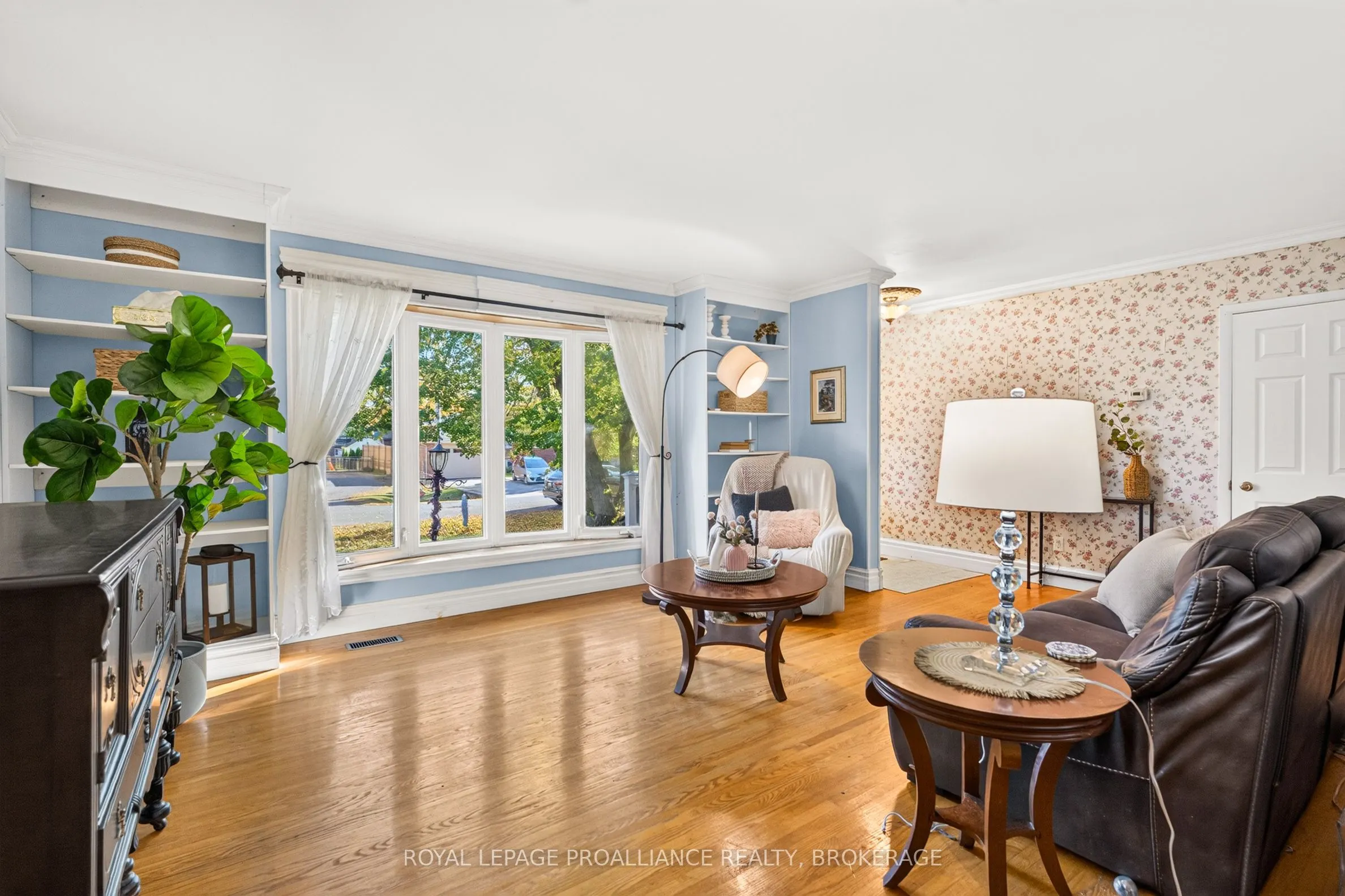 413 Maple Ridge Drive