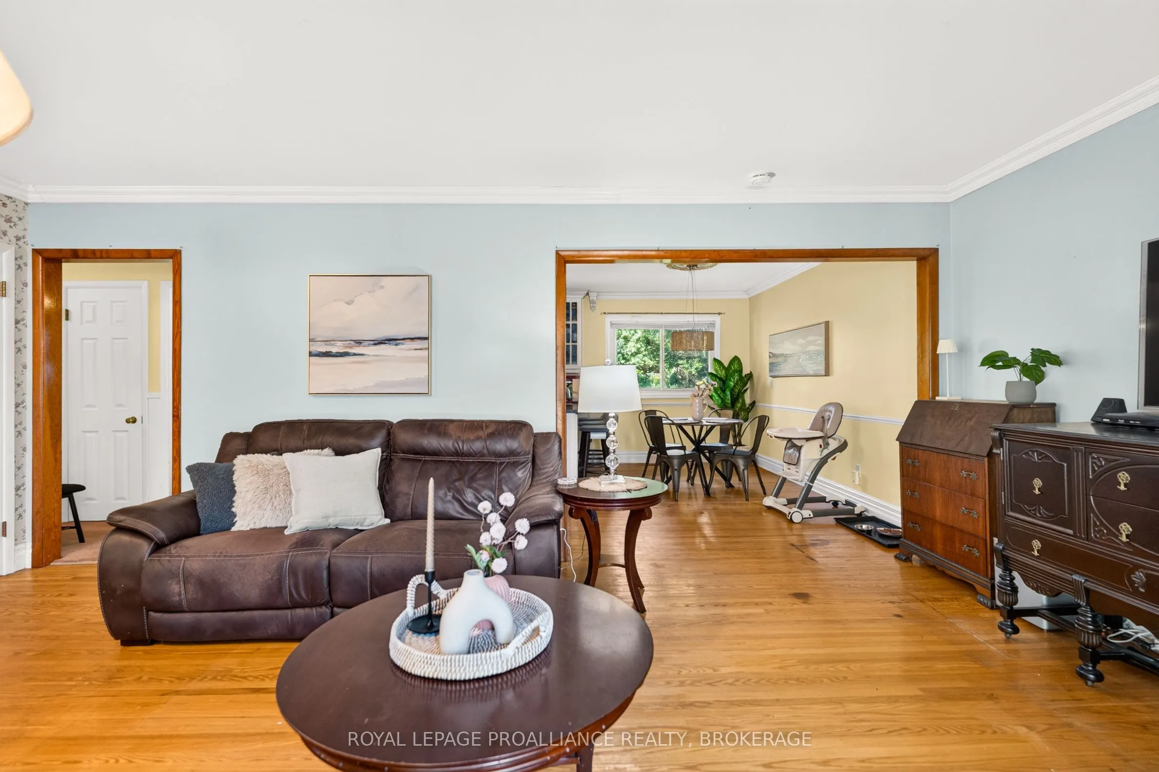 413 Maple Ridge Drive