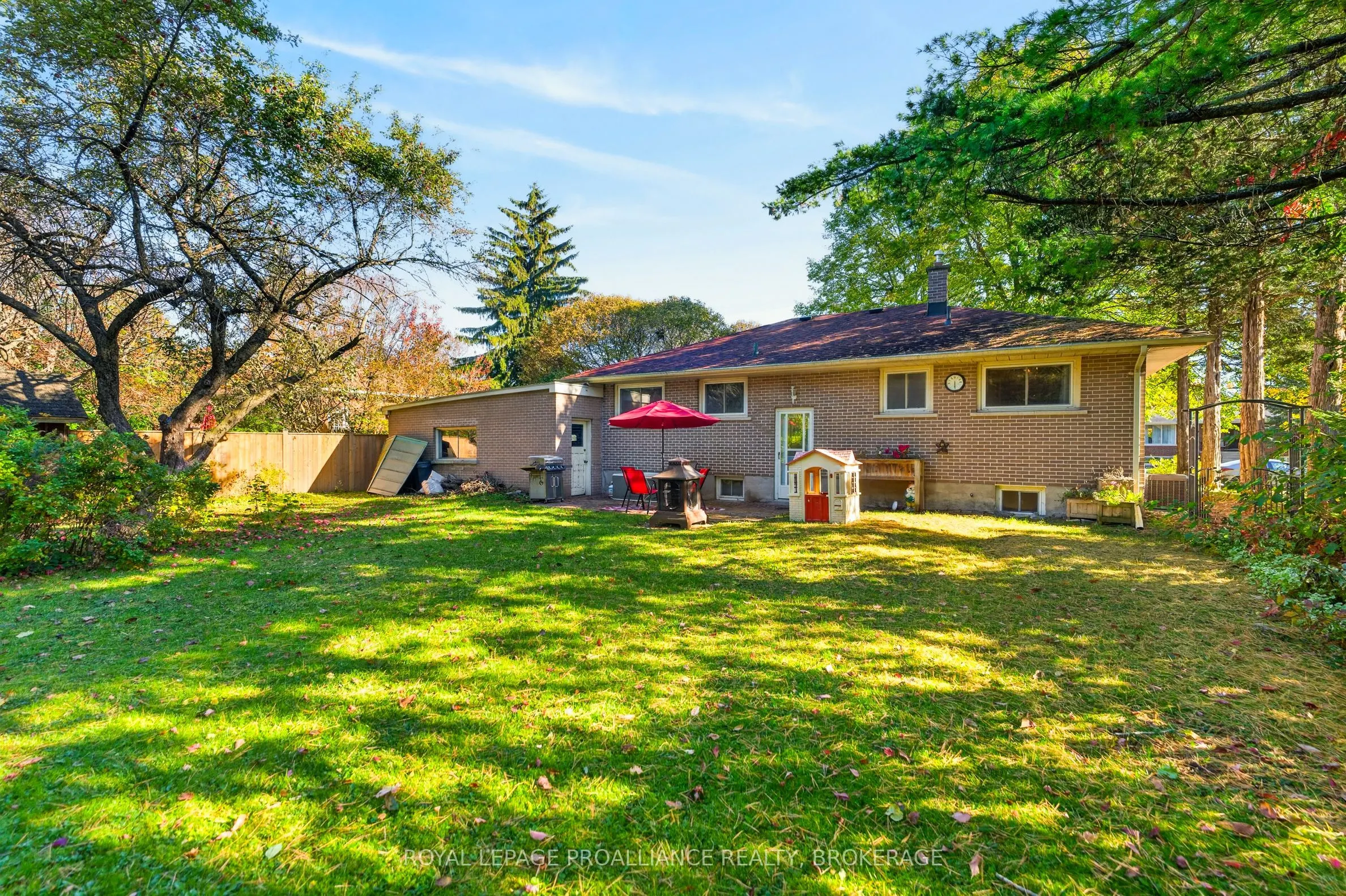 413 Maple Ridge Drive