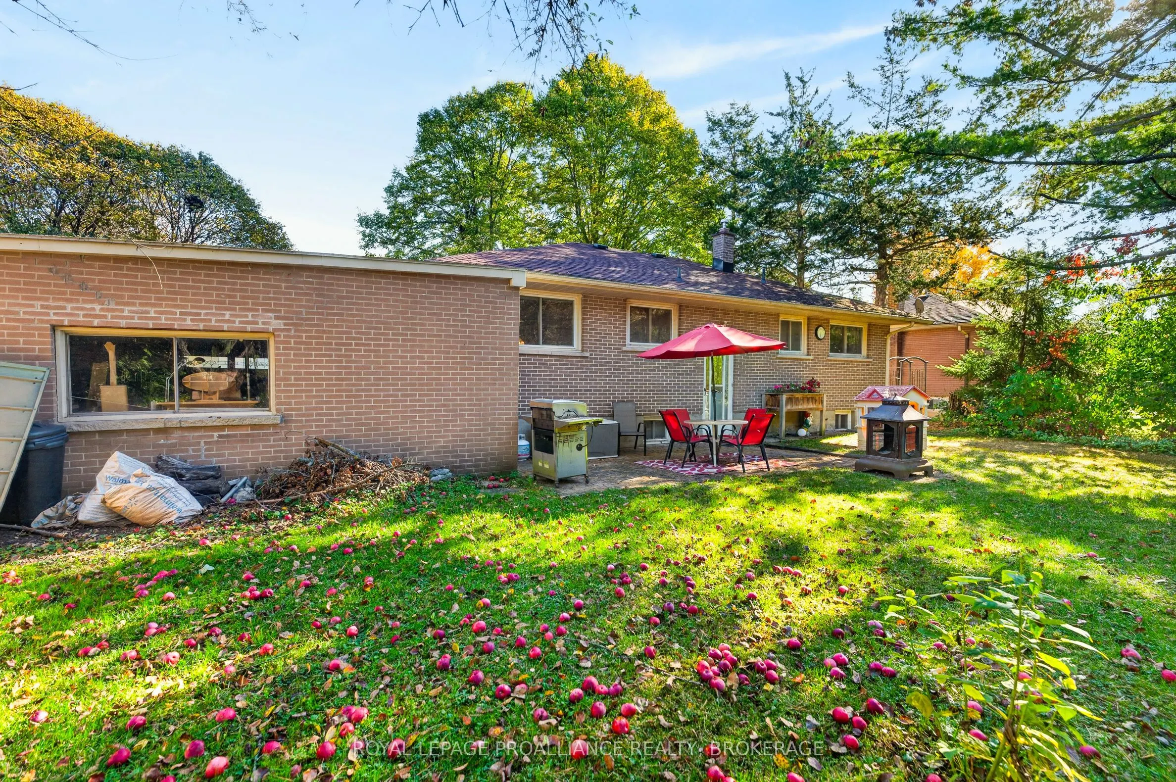 413 Maple Ridge Drive