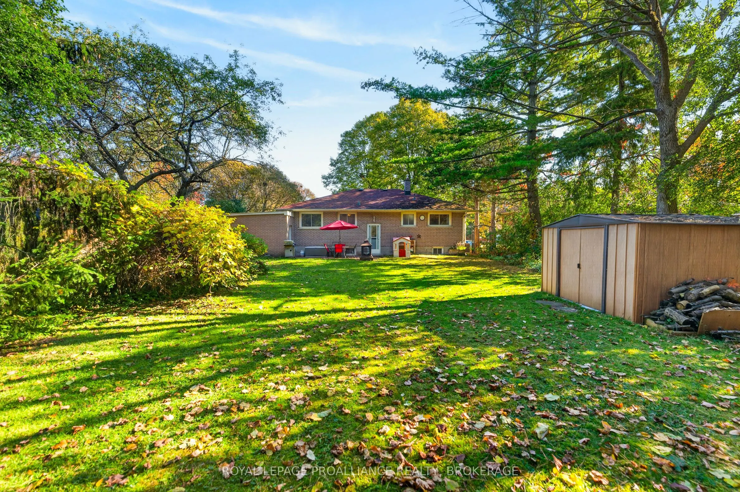 413 Maple Ridge Drive