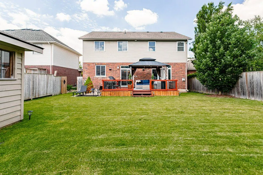 560 Lakeview Drive