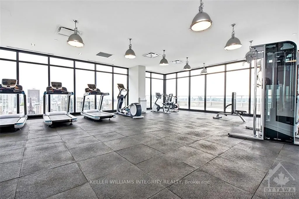 255 BAY Street #706