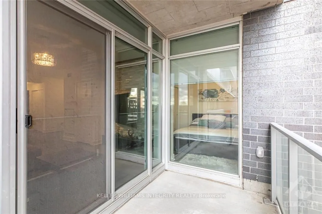255 BAY Street #706