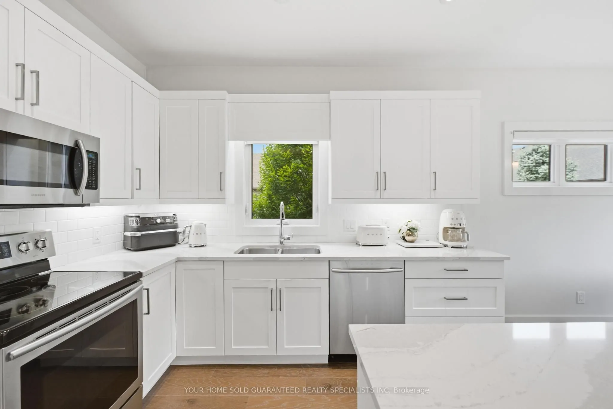 2 PROSPECT Lane #33