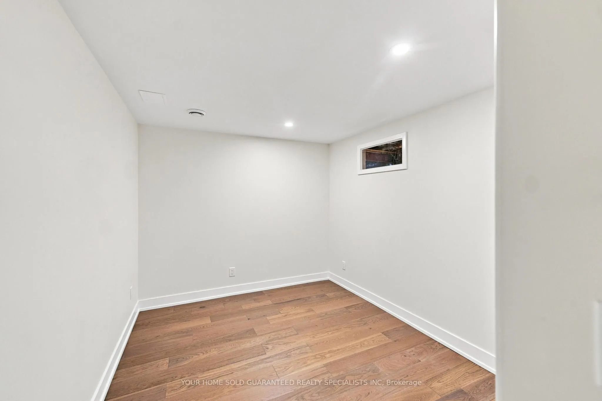 2 PROSPECT Lane #33