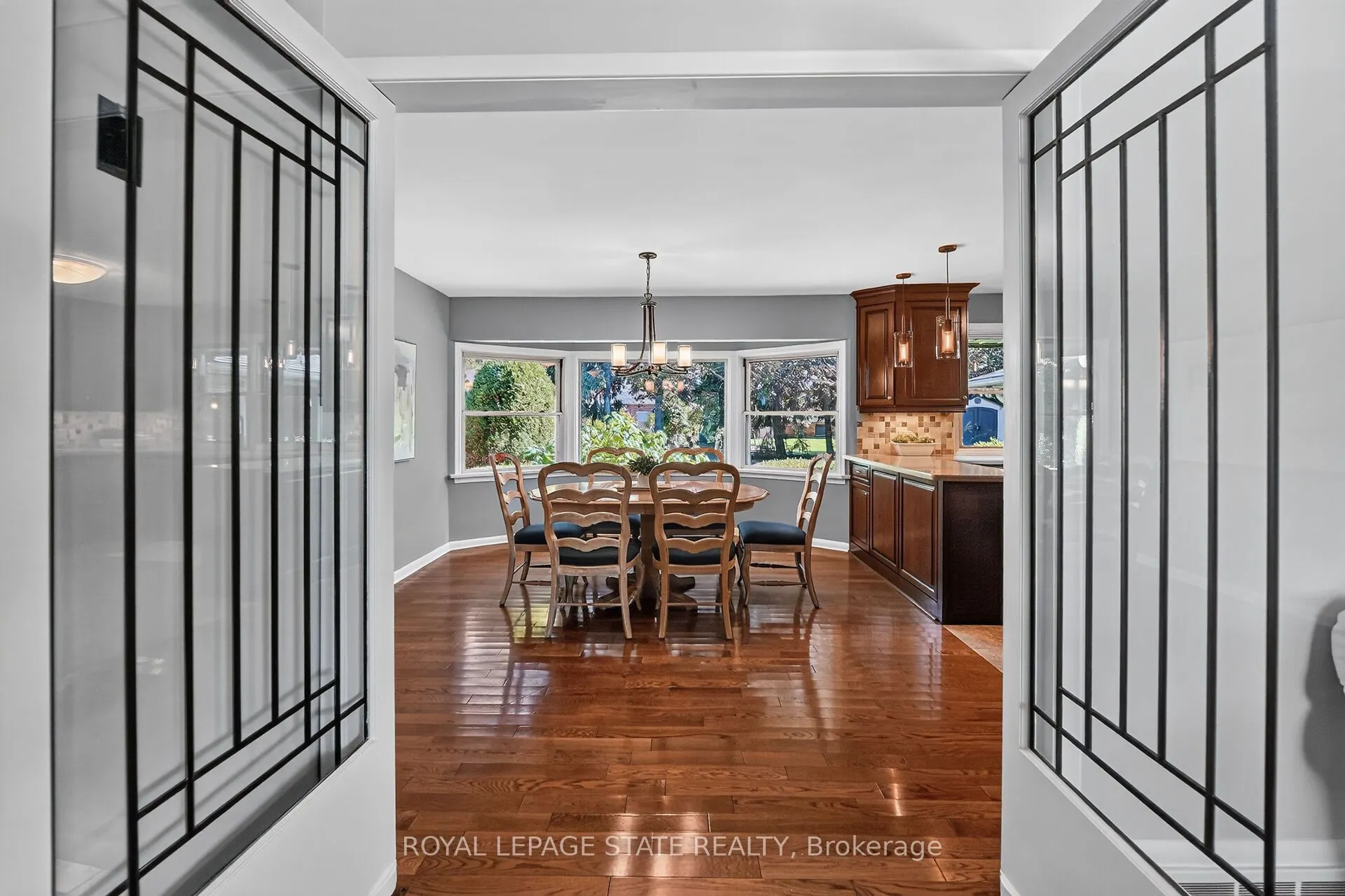 12 Baker Road N