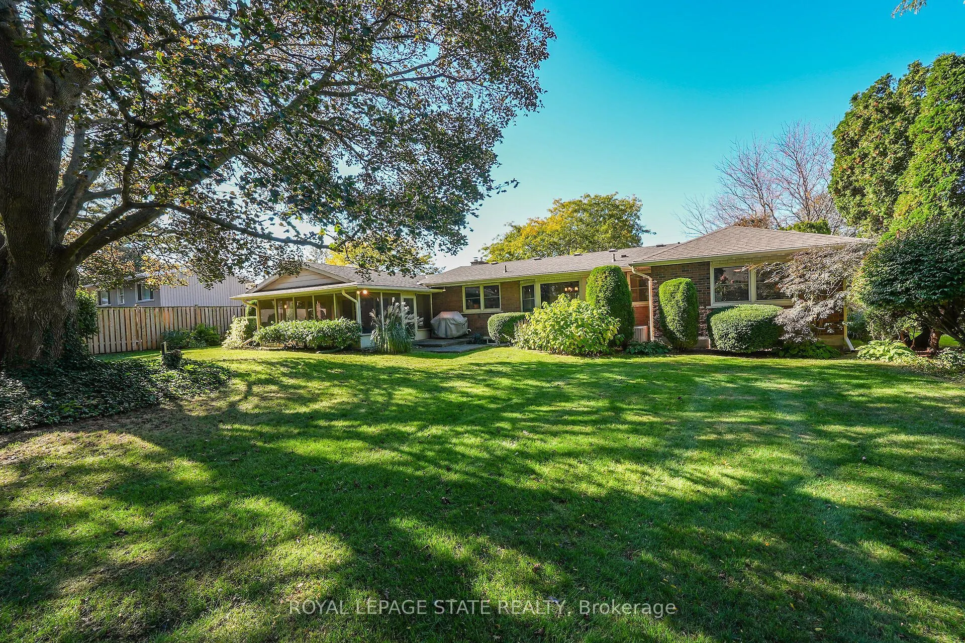 12 Baker Road N