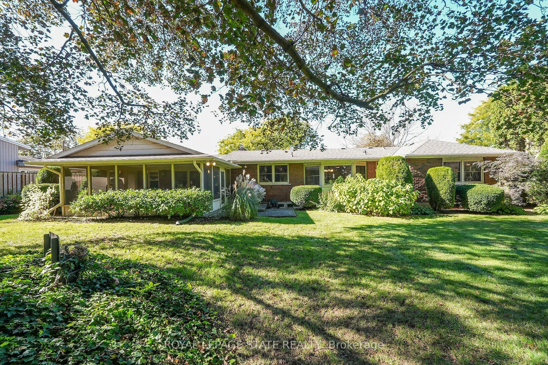12 Baker Road N