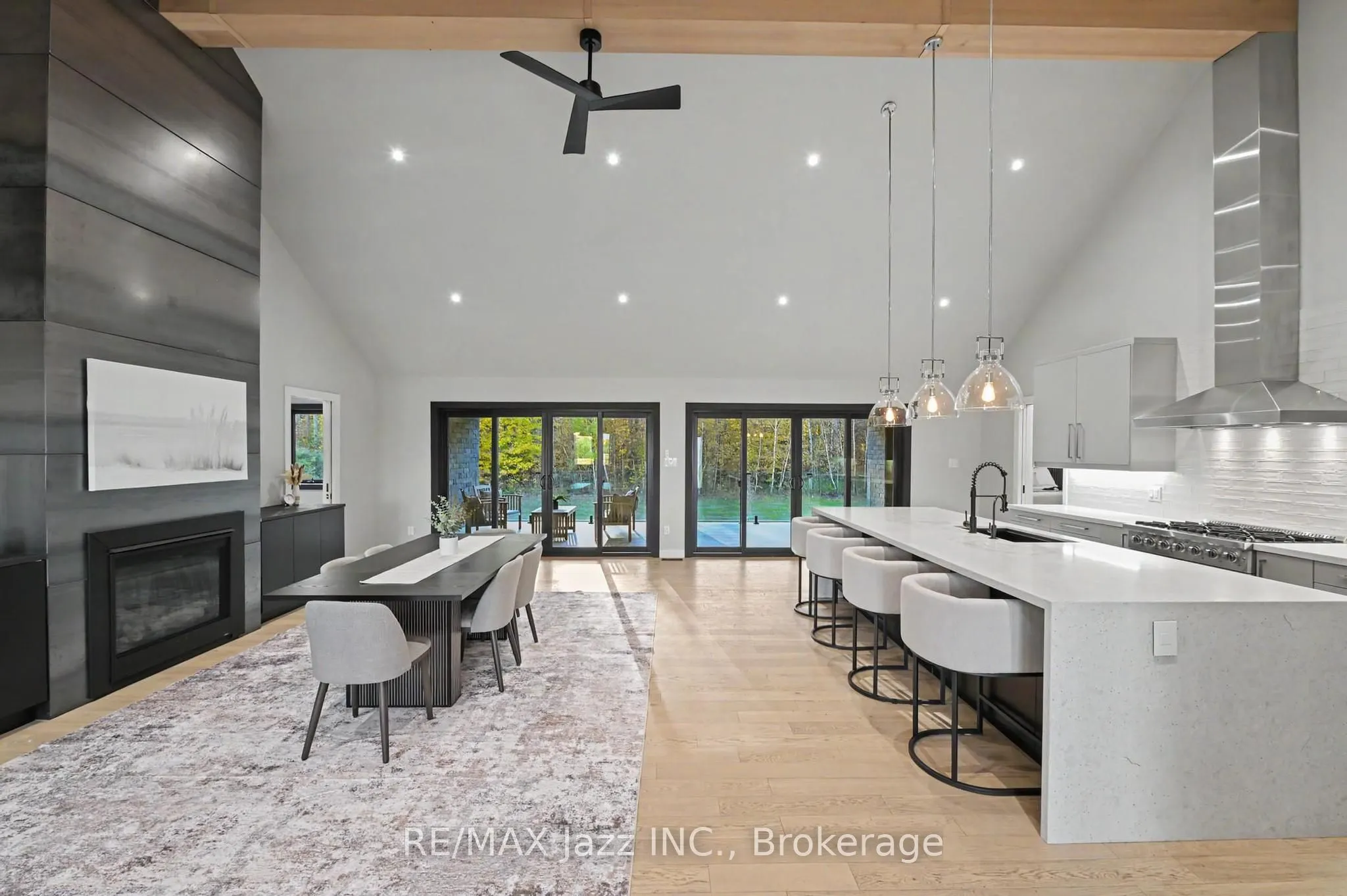 5432 Winfield Drive