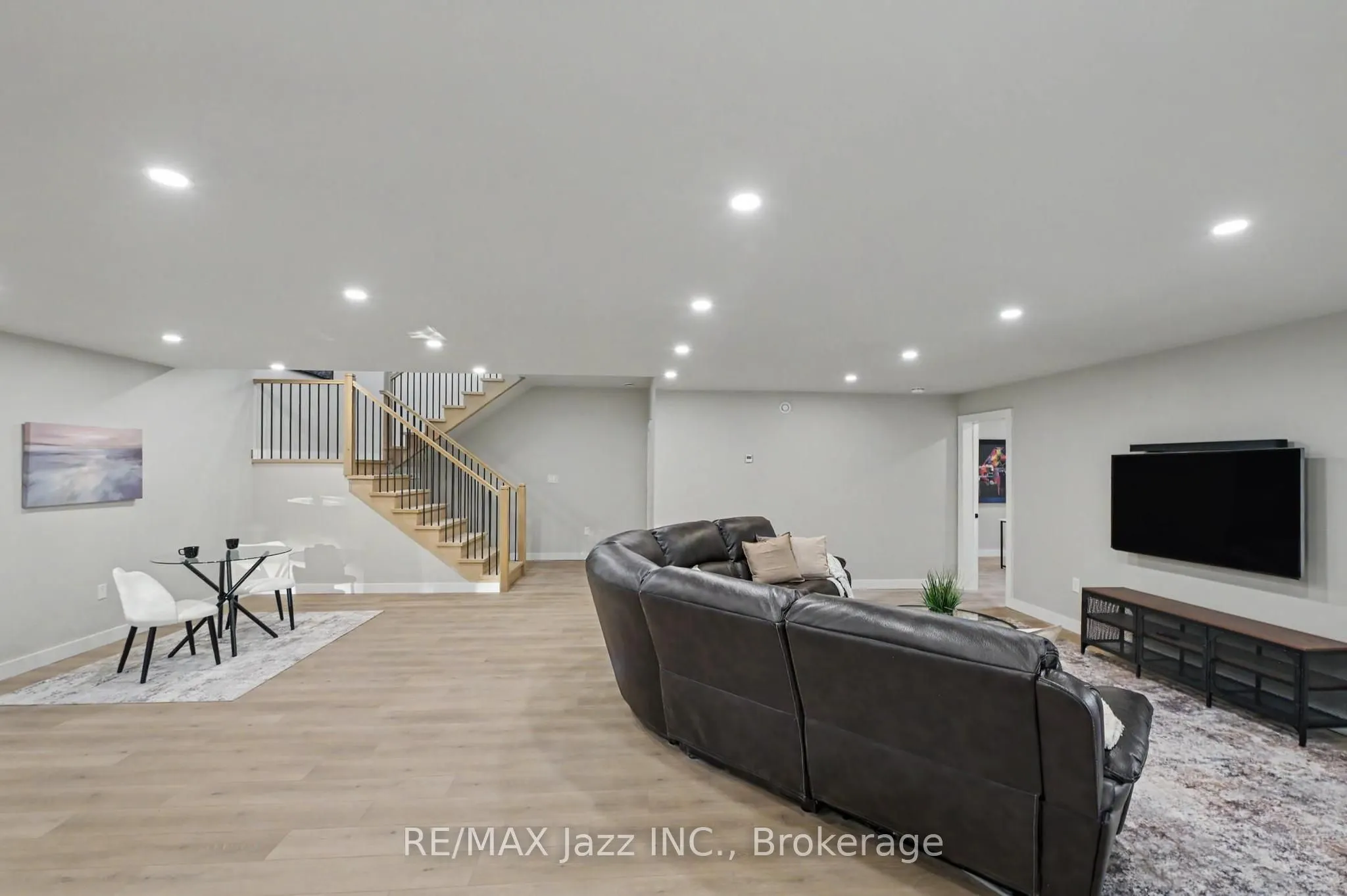 5432 Winfield Drive