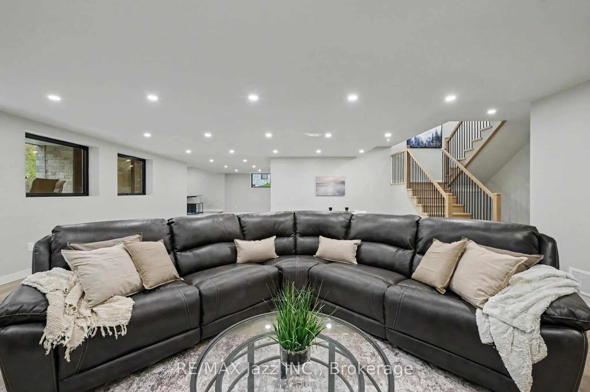 5432 Winfield Drive