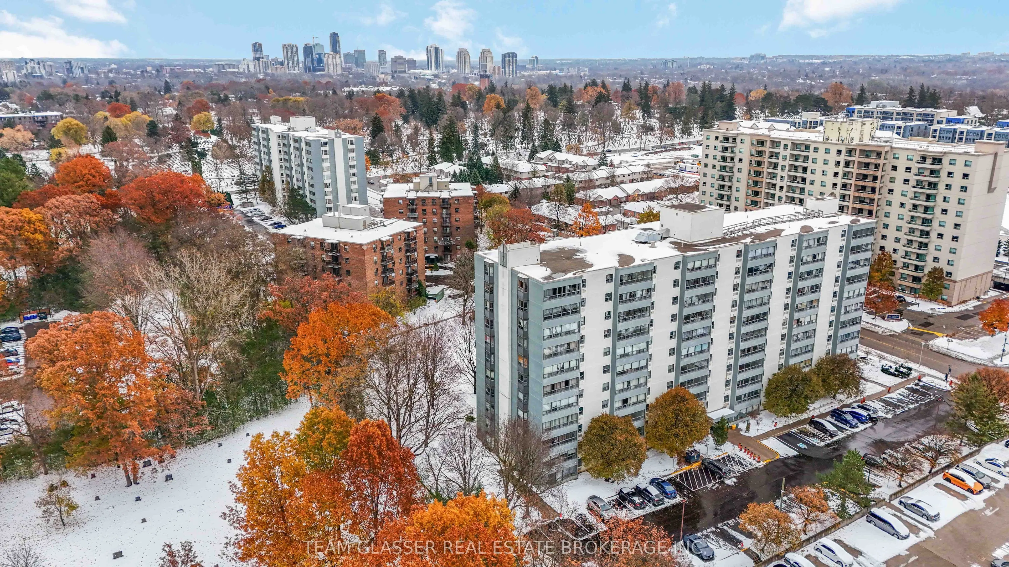 540 Proudfoot Lane #301