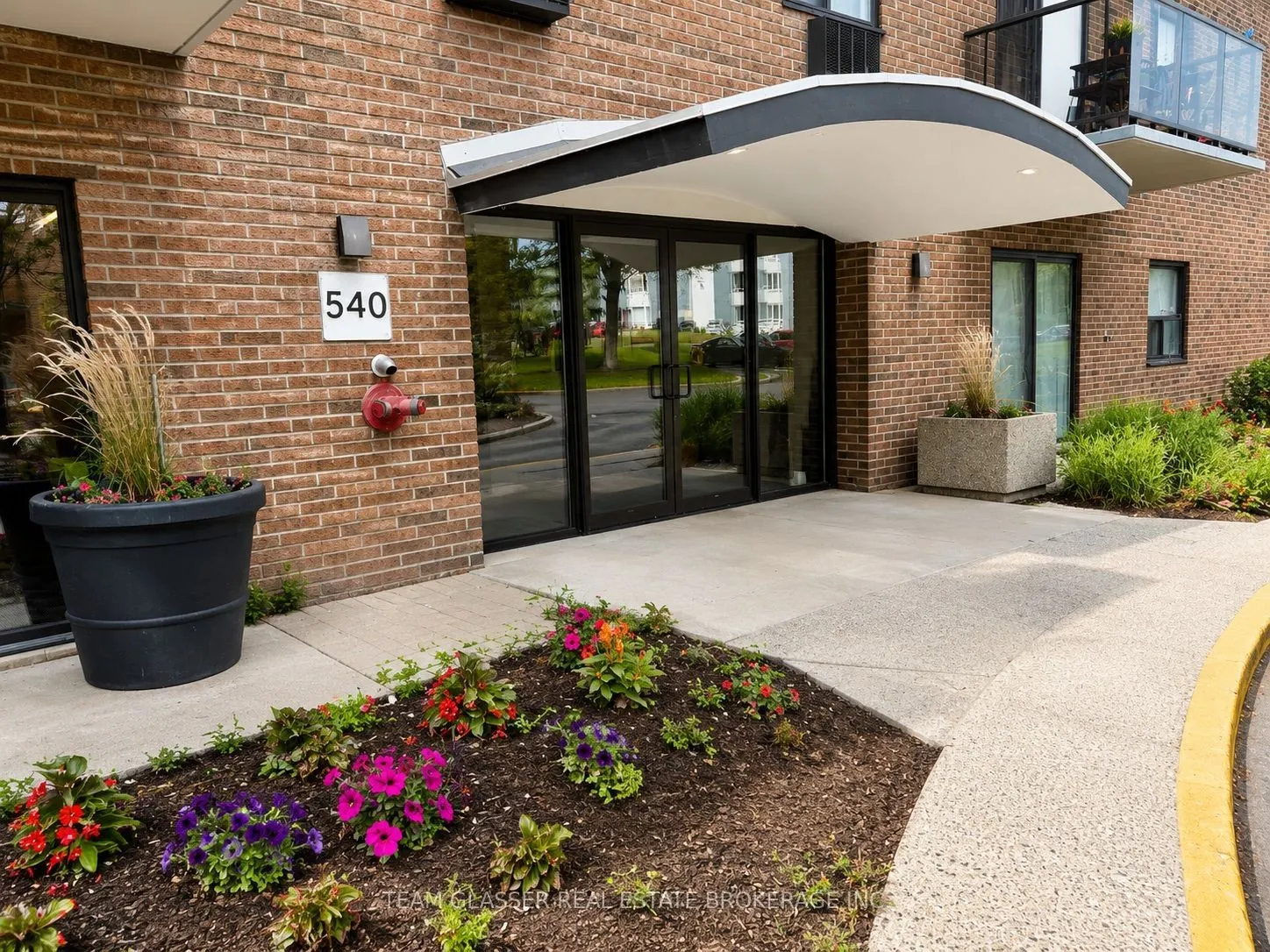 540 Proudfoot Lane #301