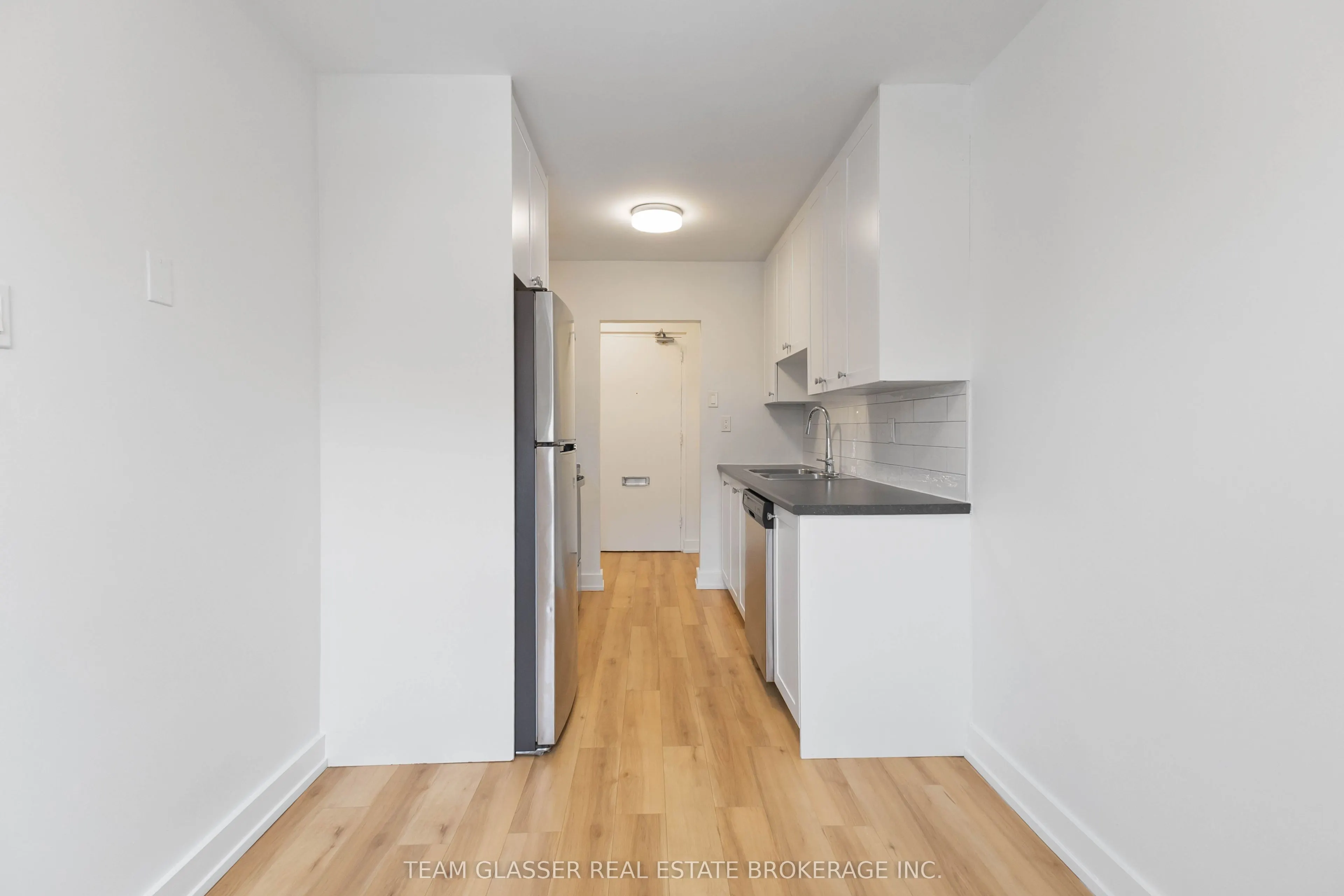 540 Proudfoot Lane #301