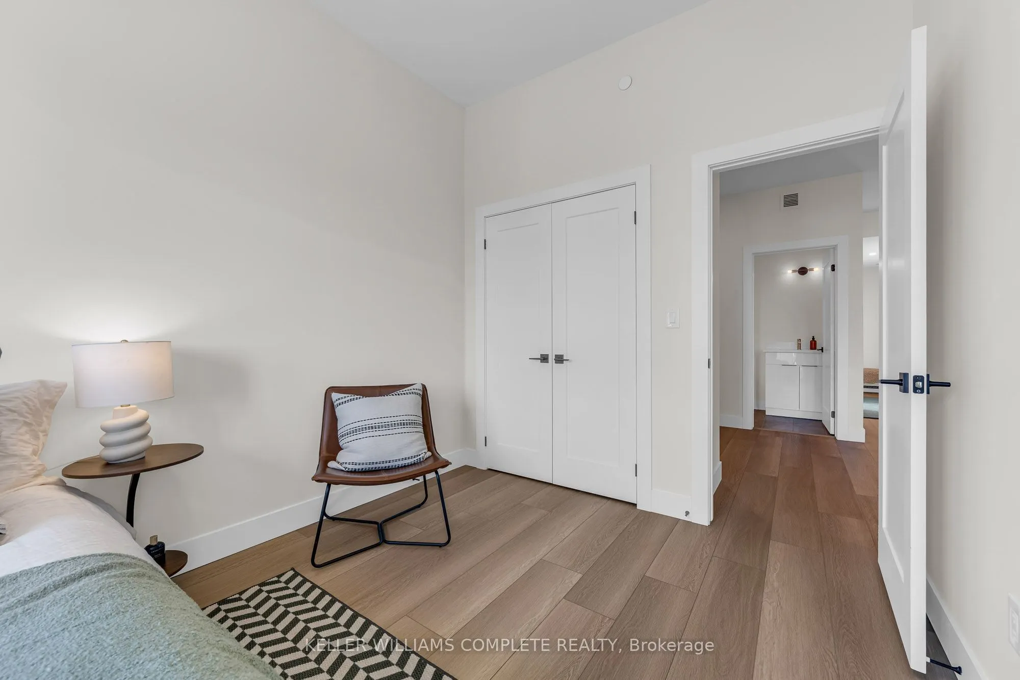 169 James Street S #804