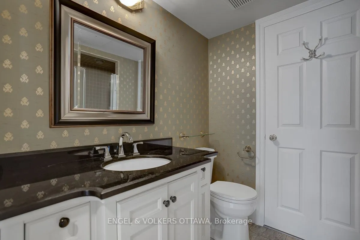 21 Durham Private #403
