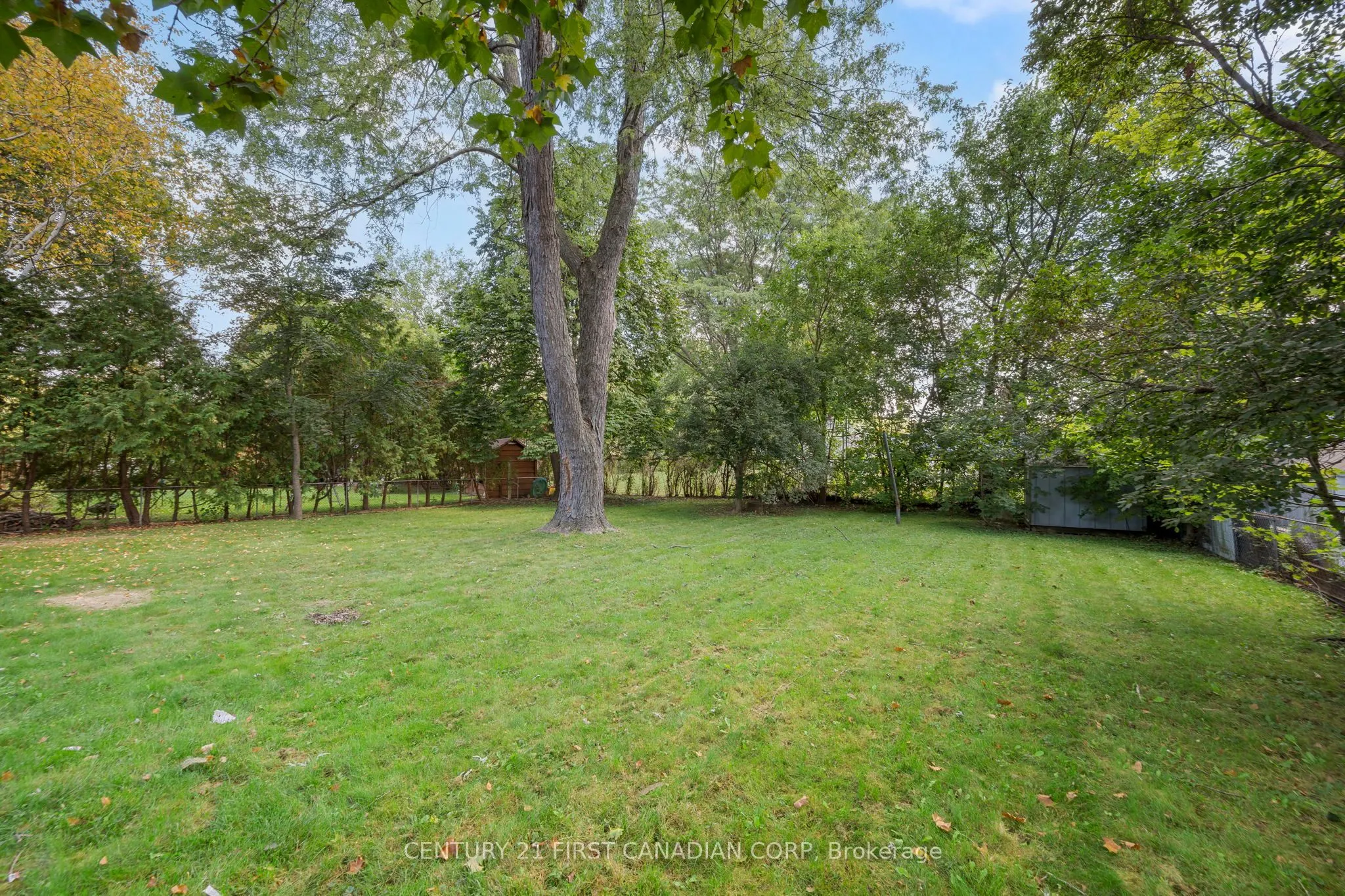 1492 North Vernon Avenue