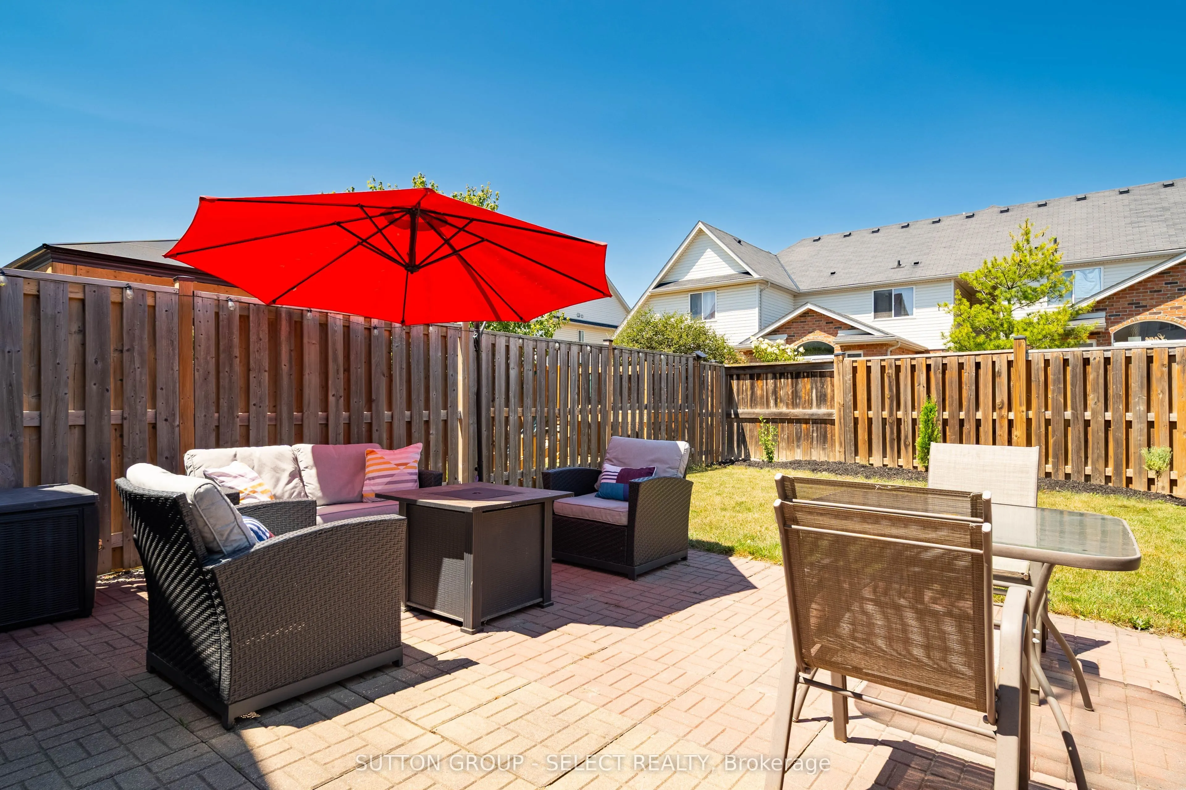934 Silverfox Crescent