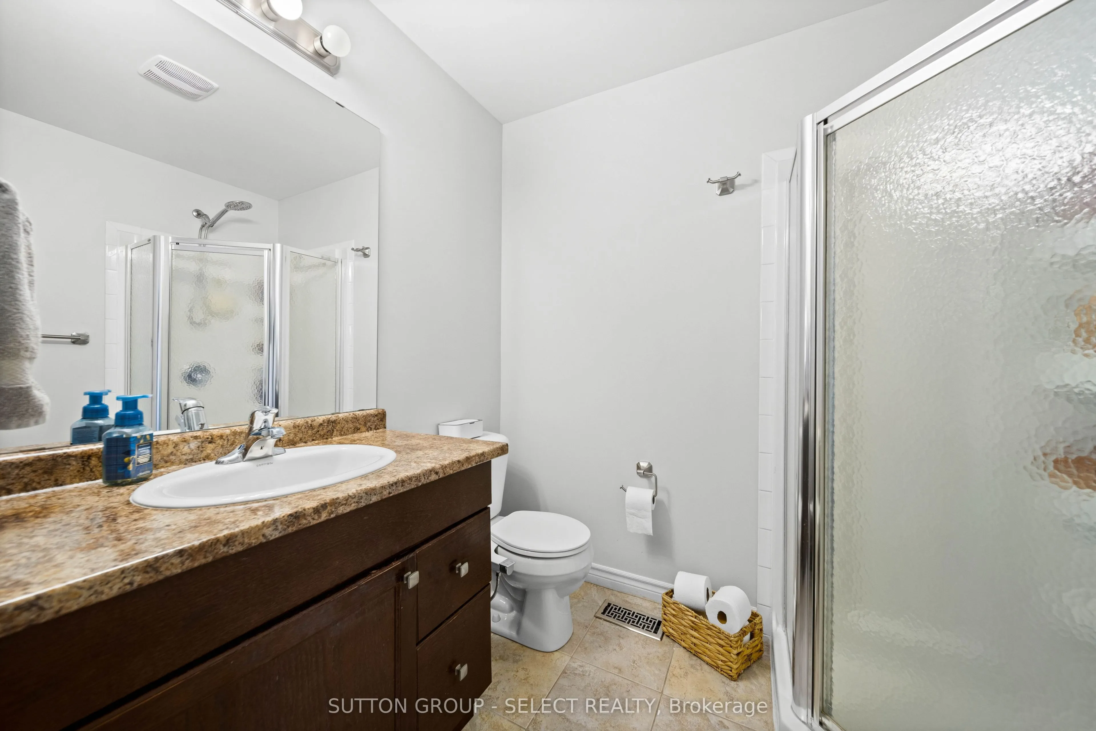 934 Silverfox Crescent