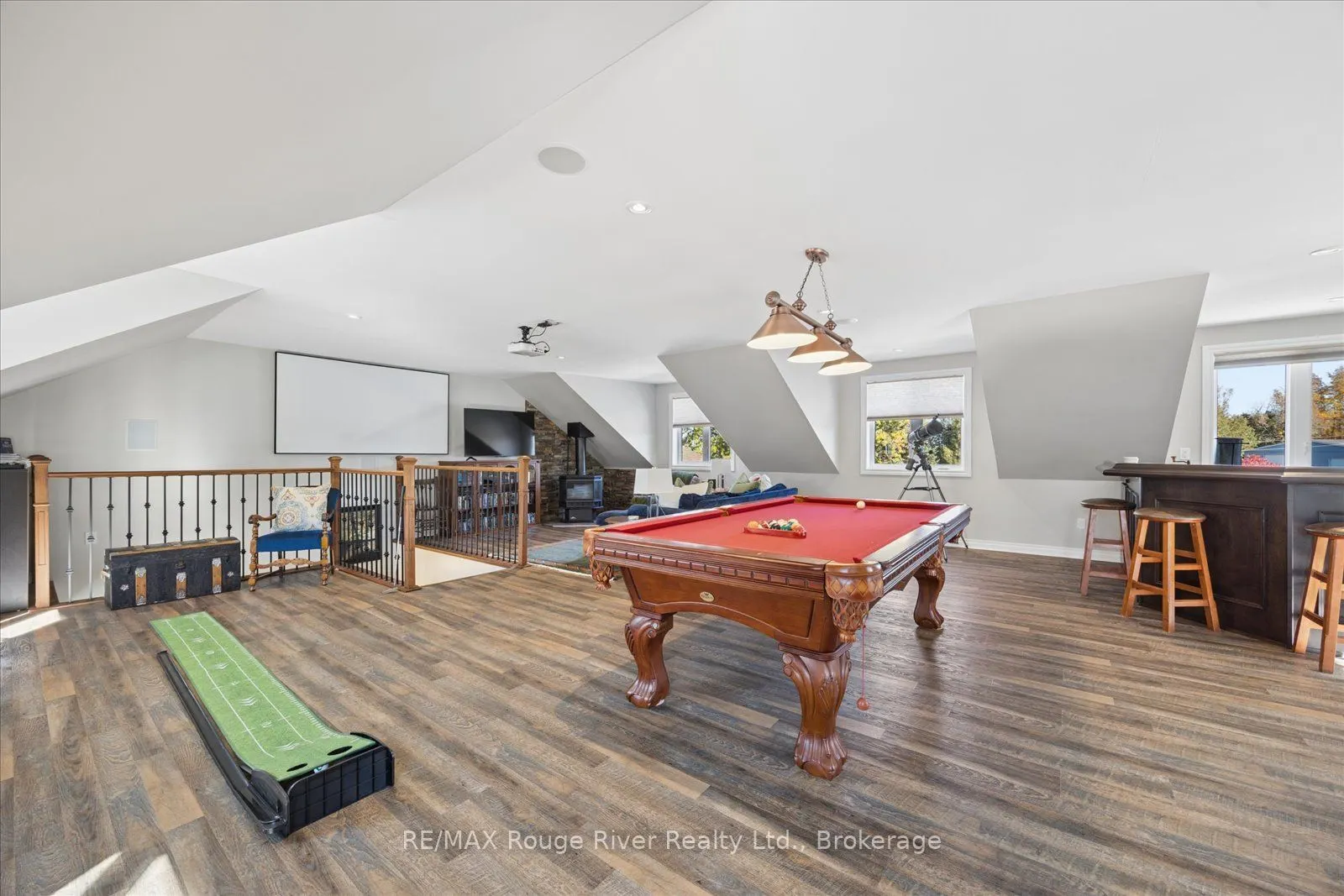 180 Grandview Drive