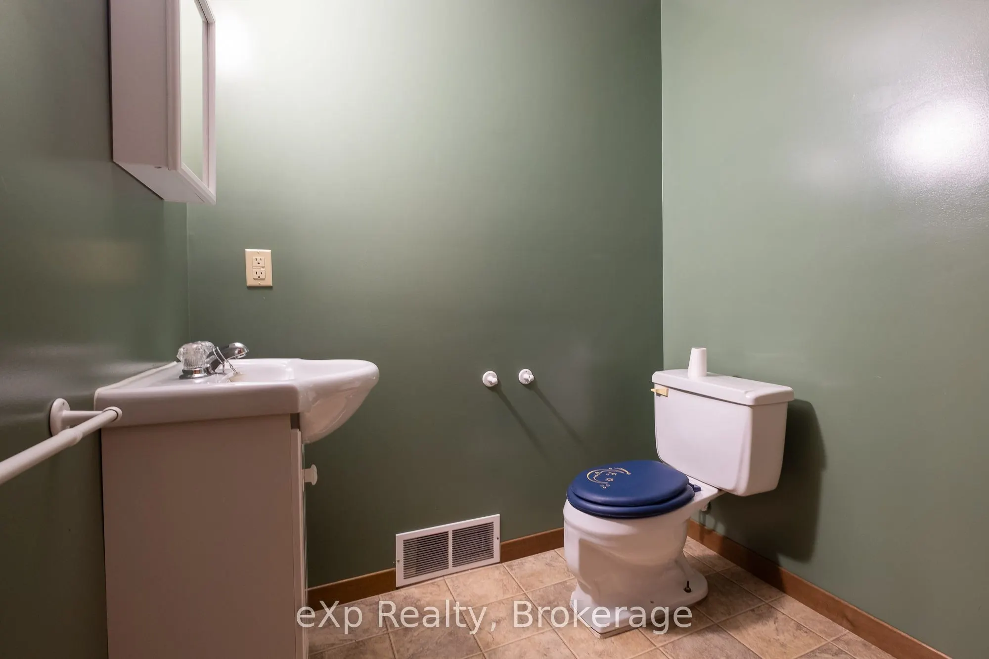 745 7th Street A E