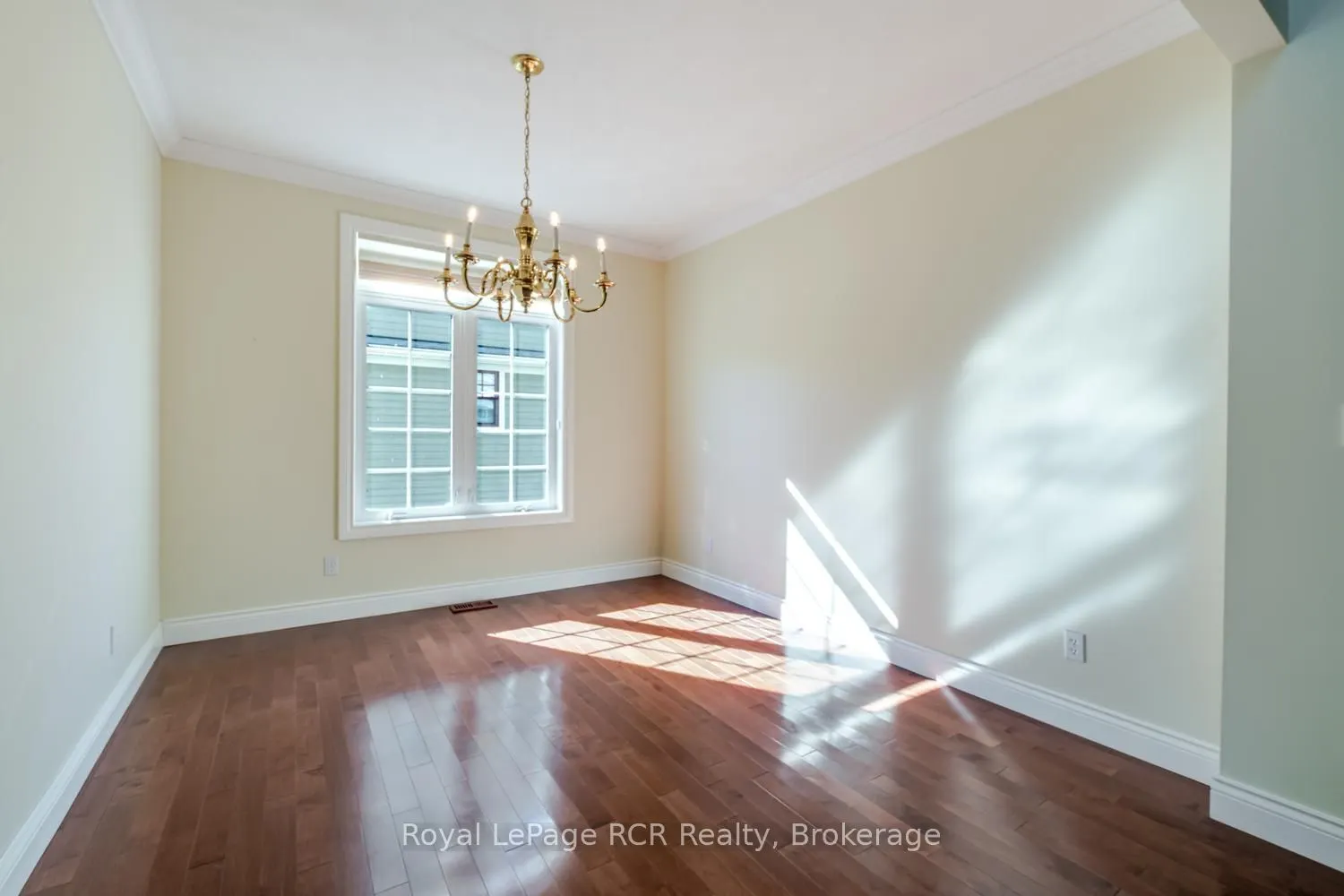 221 EMERALD DR Drive
