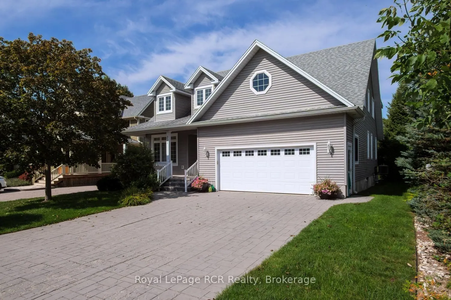 221 EMERALD DR Drive
