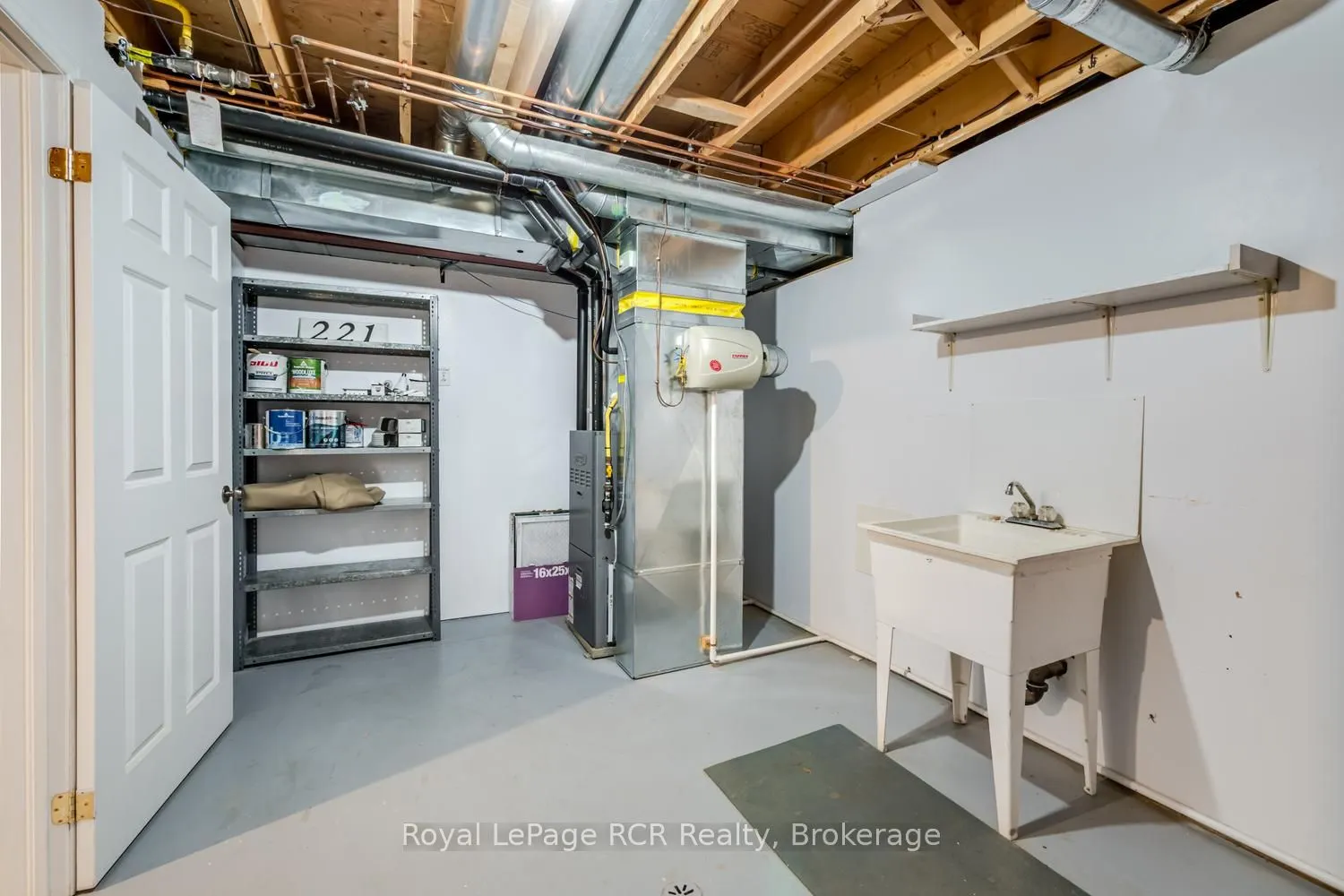 221 EMERALD DR Drive