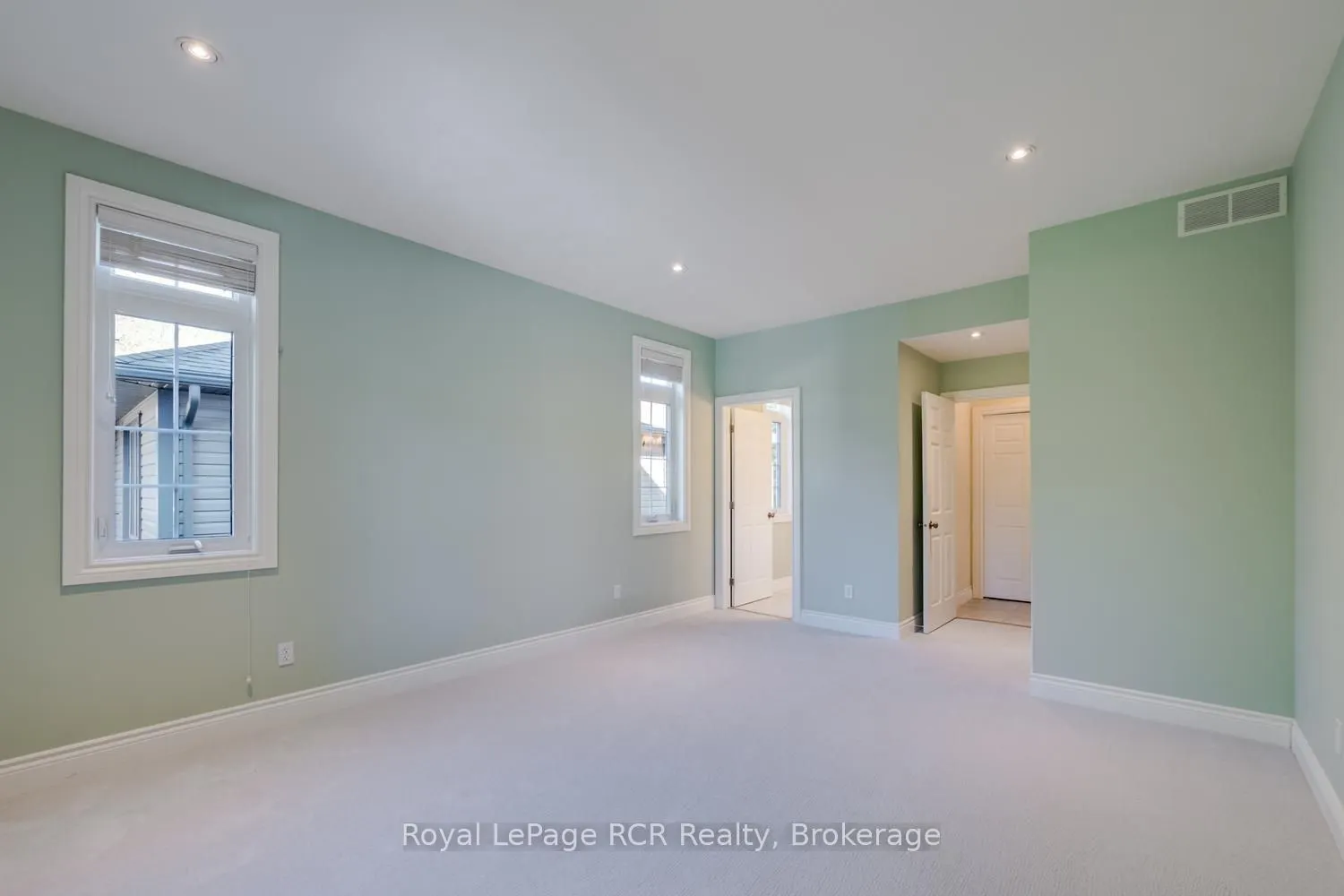 221 EMERALD DR Drive