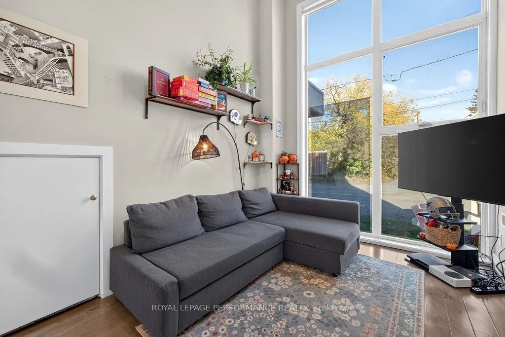 206 Manchester Avenue #B