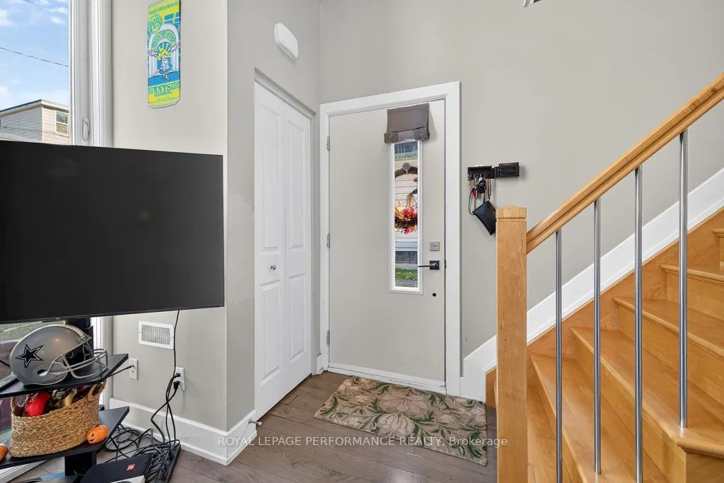 206 Manchester Avenue #B