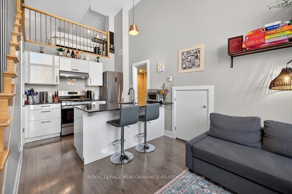 206 Manchester Avenue #B