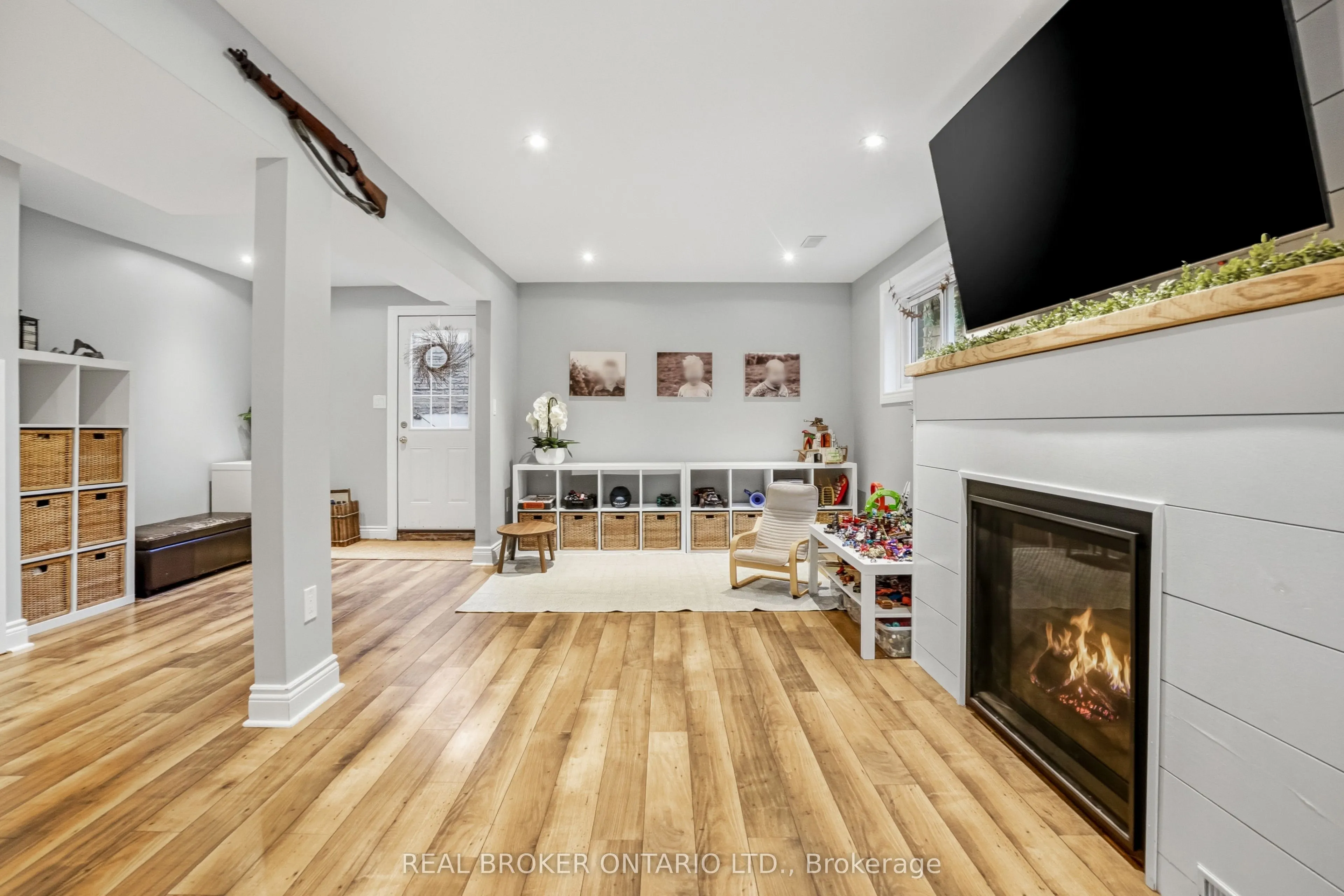 43 Shoreline Drive